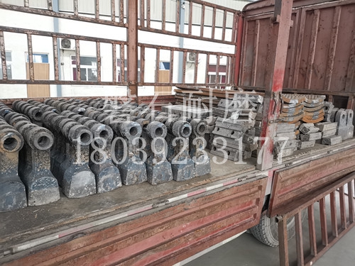 西藏昌都高鉻錘頭和高錳錘頭耐磨度對(duì)比